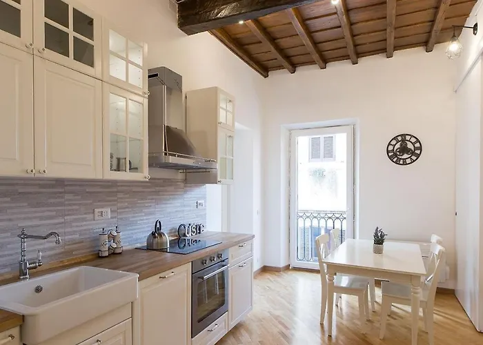 Vatican Trastevere With Wifi And Netflix Otel 2*