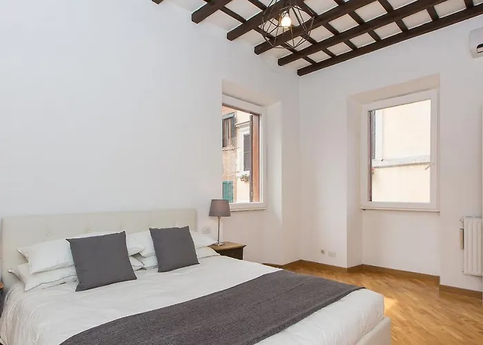 Vatican Trastevere With Wifi And Netflix Otel Roma